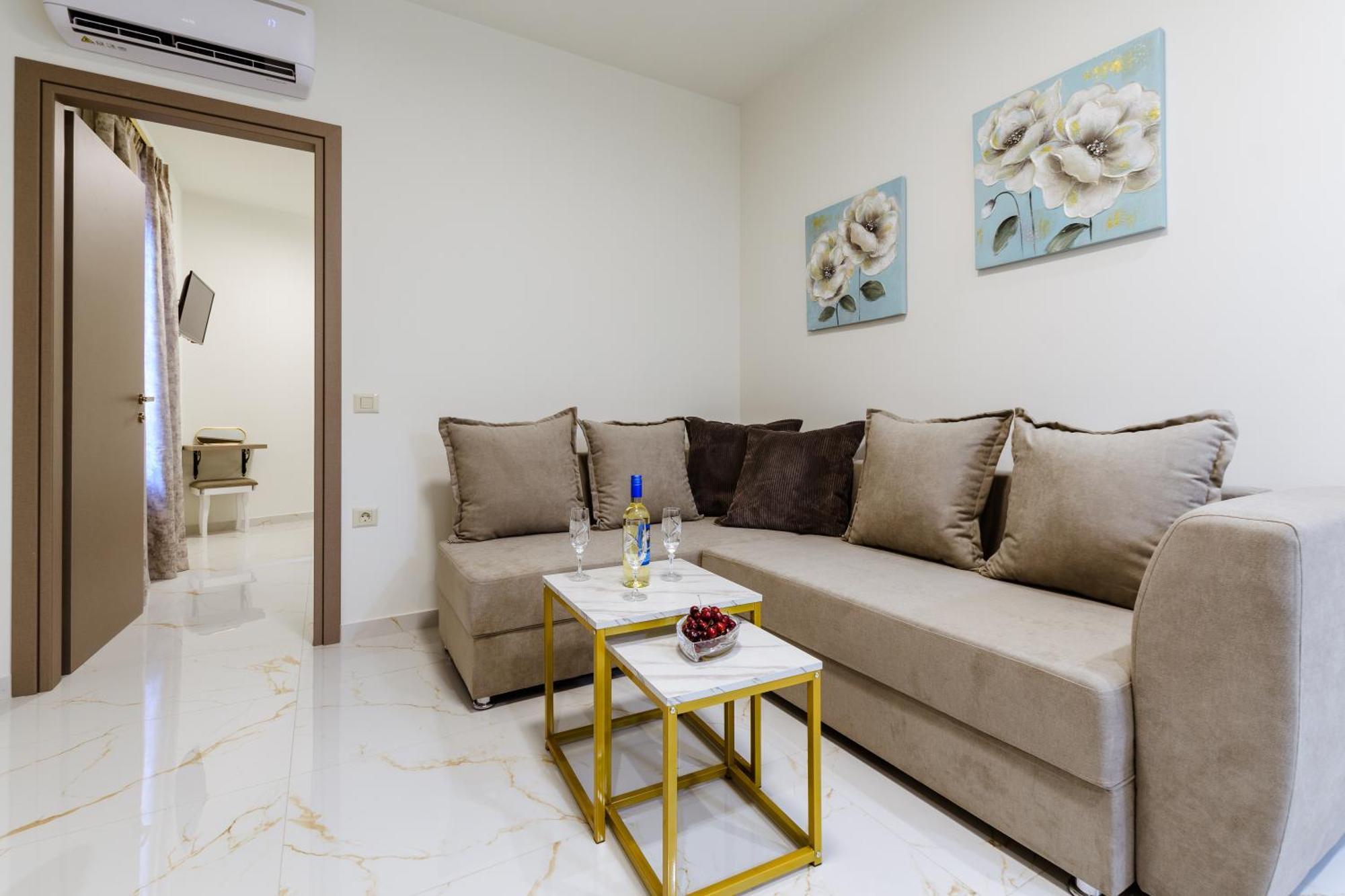 Konmari Boutique Suites Hriszí Aktí Haniá Kültér fotó